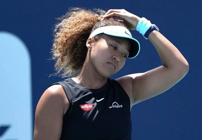 九游平台-包含反败为胜首场状态出色，曼联观众沸腾！，大坂直美重返赛场赛场气氛高涨的词条