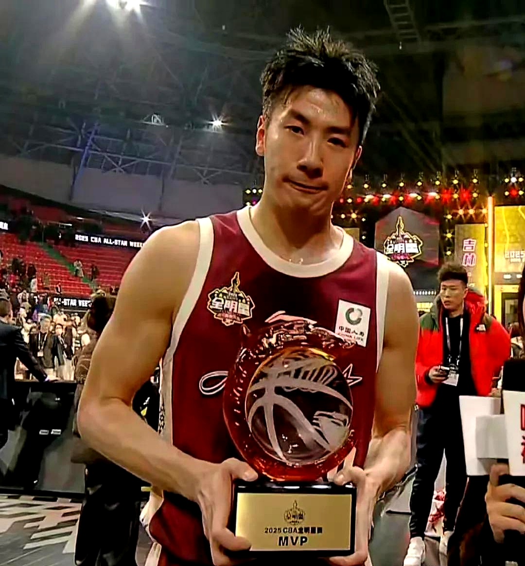 九游互动-关于赛地聚焦：CBA常规赛今晨热度飙升，四川男篮豪取连胜，令人意外，临场指挥获称赞的信息